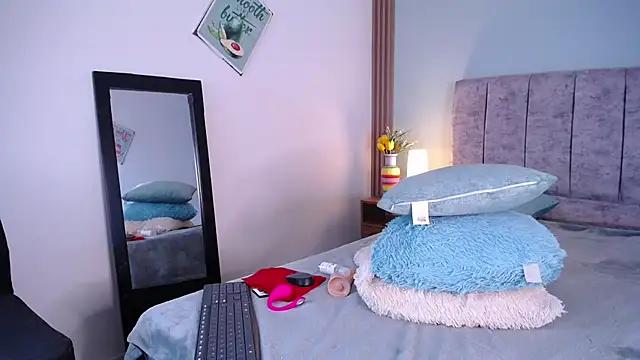 AgathaJane_'s cam snapshot