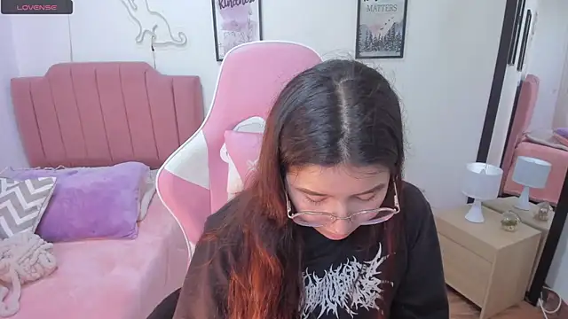 Amy_joones's cam snapshot