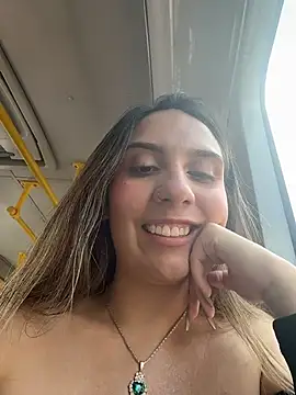 sarah_honey__ live sex cam