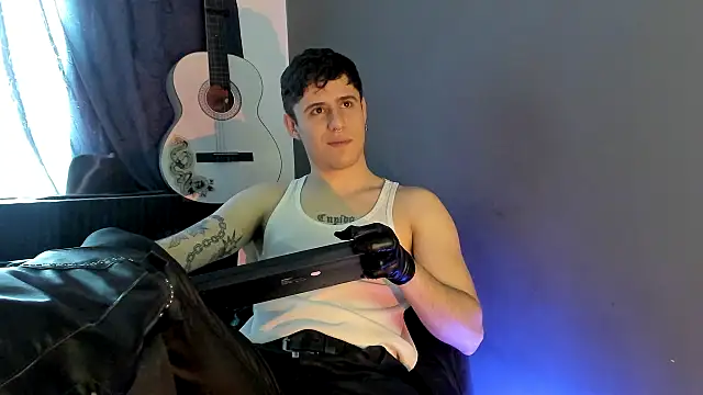 Antonello_Vannucci live sex cam