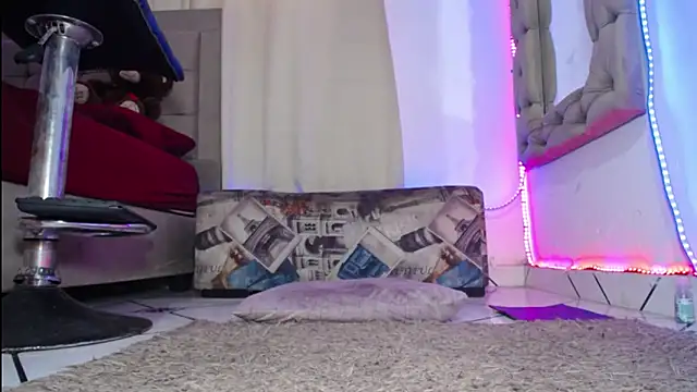 TRANSCATALINA live sex cam