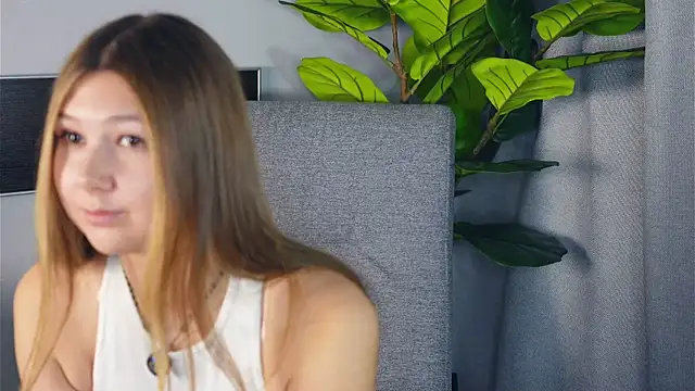 FaySagal's cam snapshot