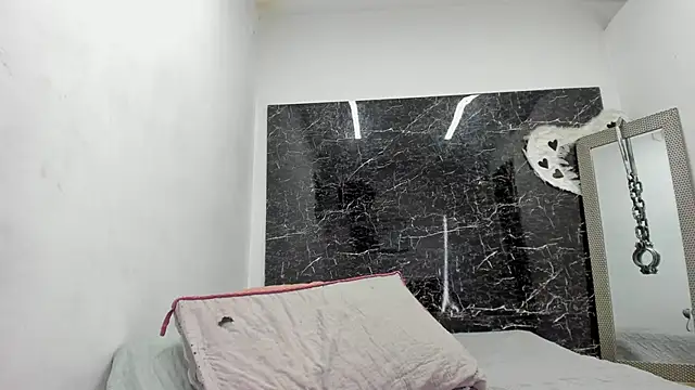 ada-brooke live sex cam