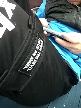 _-kur-_ live sex cam