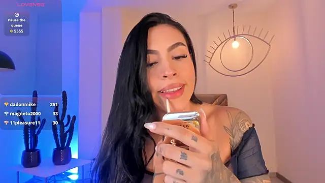 ChristineFord_'s cam snapshot