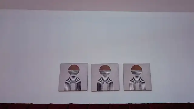 selena_castillo's cam snapshot