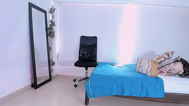 merlinda_'s cam snapshot