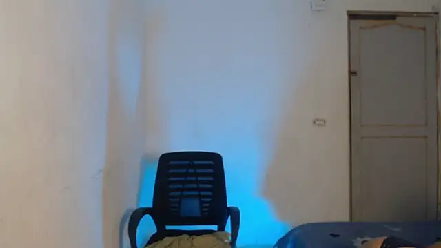 sirinay_collegiate91's cam snapshot