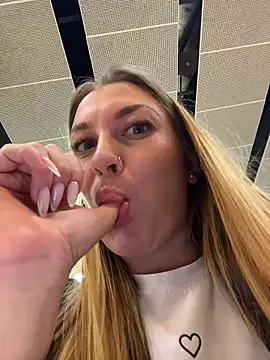 Sweet___Emily live sex cam