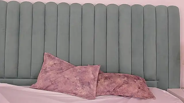 Emmalorez__'s cam snapshot