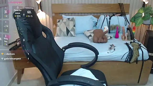 luciana_ballesteros_'s cam snapshot