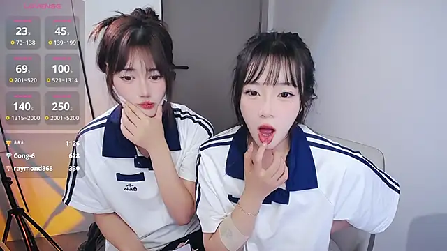 Follyise live sex cam