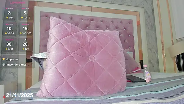 Ariel_Versace live sex cam