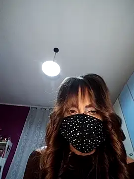 Akemi_rossi live sex cam