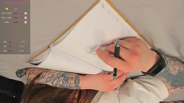 Alice_moonshard live sex cam