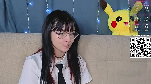 BereniceBattersby live sex cam