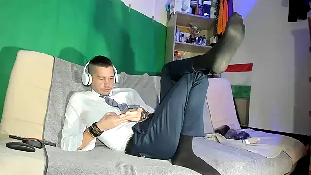 viraglaci18@xh live sex cam