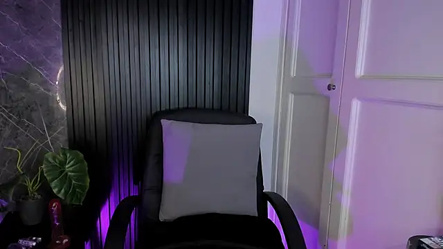 cloemorningstar live sex cam