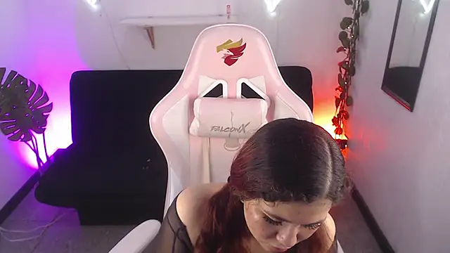 ruby_rouger's cam snapshot