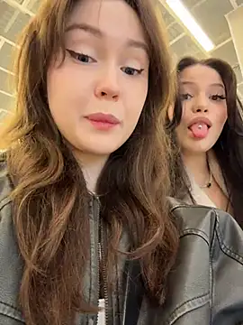 Peachy_Dream live sex cam