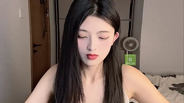 ronronner233's cam snapshot