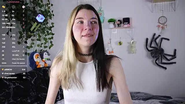 Emmie_shy's cam snapshot