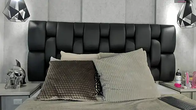 Miah-Fox's cam snapshot