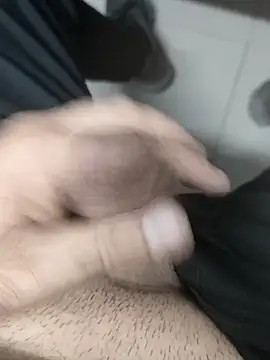 Vuruadam0405's cam snapshot