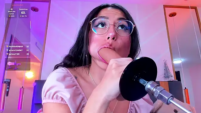 MadyJackson live sex cam