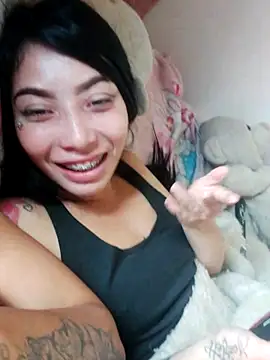 Moon_And_Sunn's cam snapshot