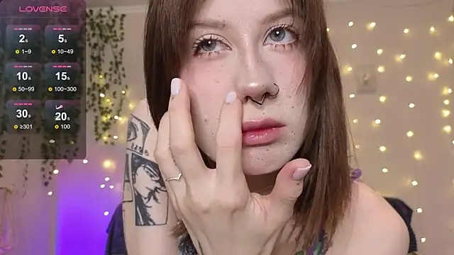 christy_memeow live sex cam