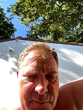 Cockmilker09 live sex cam