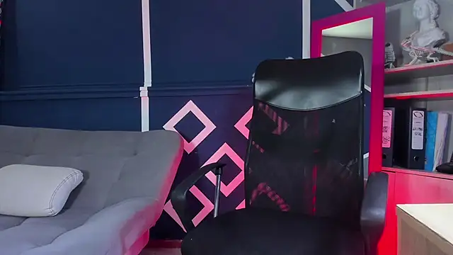 etham_wolf_'s cam snapshot