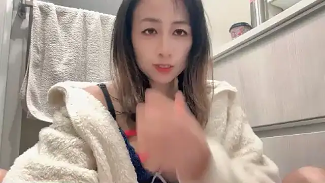 Ruru-ch live sex cam