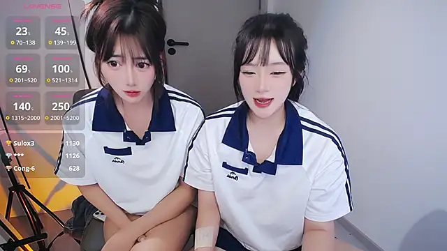 Follyise live sex cam