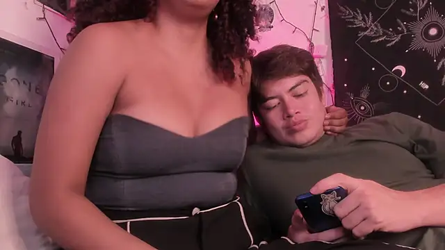 hothoneychile's cam snapshot