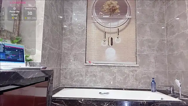 yuer2563 live sex cam