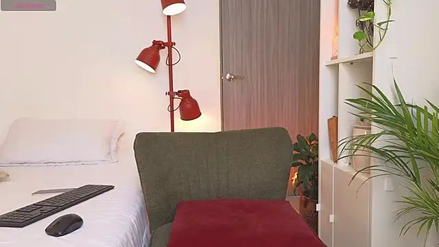 Tommyfoxboy live sex cam