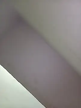 School_medam's cam snapshot