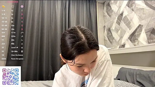 KiraVelvet's cam snapshot