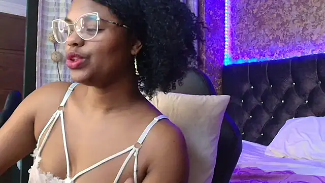 _Black_Barbiee_'s cam snapshot