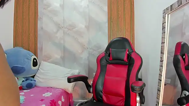 aitanacortes's cam snapshot