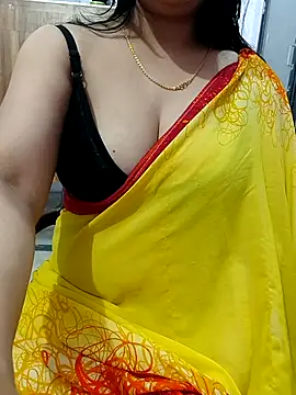 roshni_agrawal0's cam snapshot