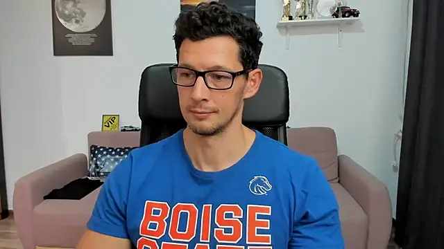 BrutusK08 live sex cam