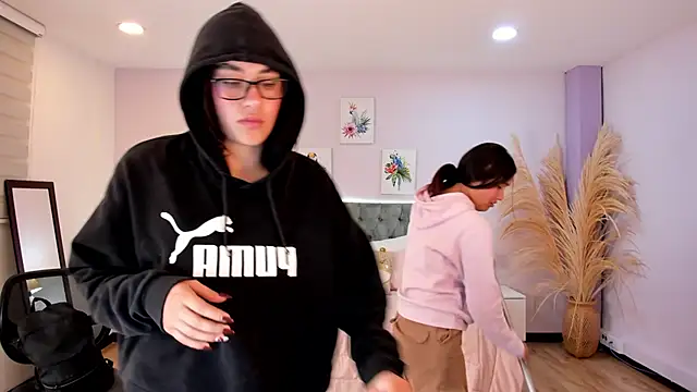 Icysweetcam's cam snapshot