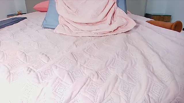 kira_mz's cam snapshot