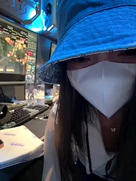 nideanbaby's cam snapshot