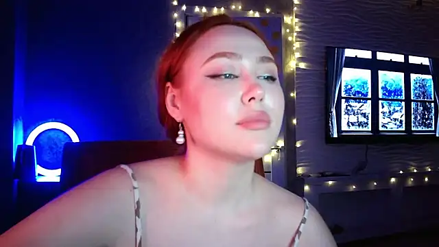 LolaMint_'s cam snapshot