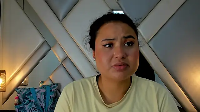 VELVETHUNTER_VC's cam snapshot