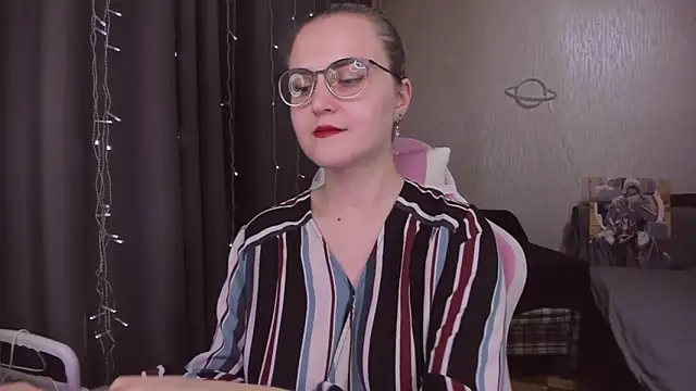 MissBrightShine's cam snapshot